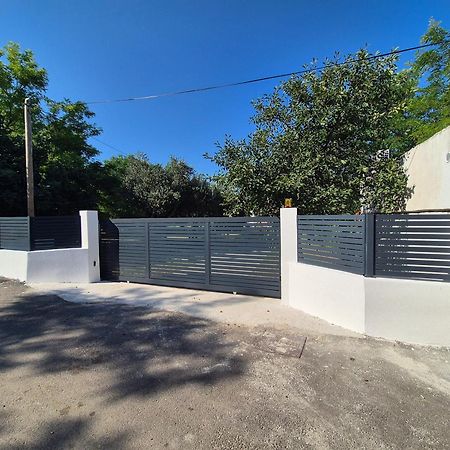 Holiday Home Begonja Привлака Екстериор снимка