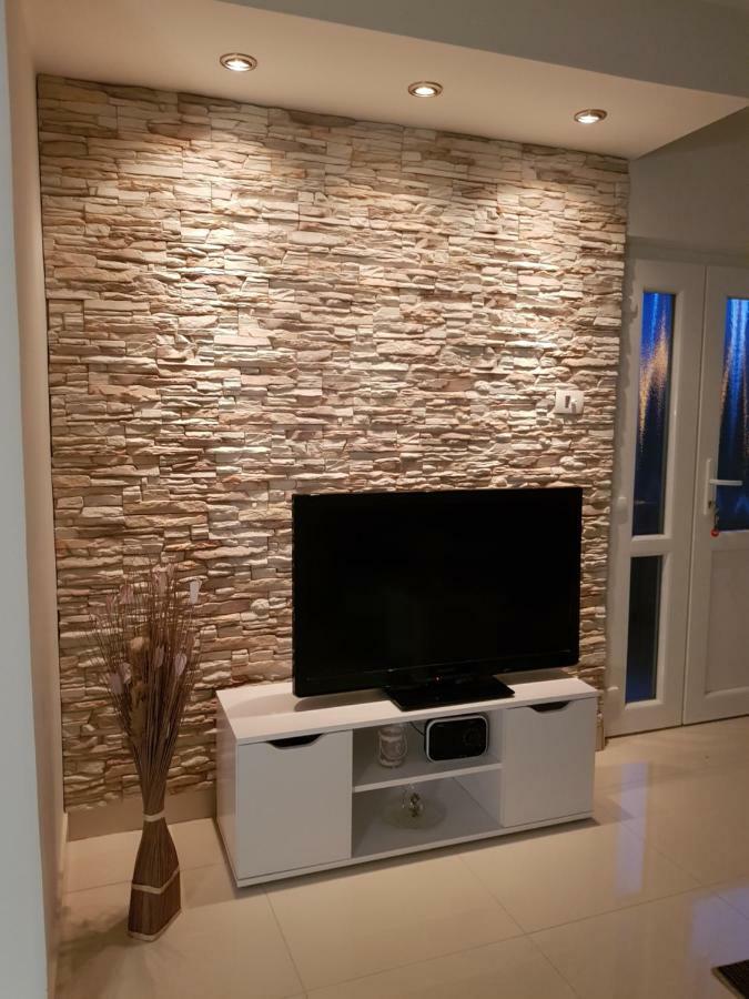 Holiday Home Begonja Привлака Екстериор снимка