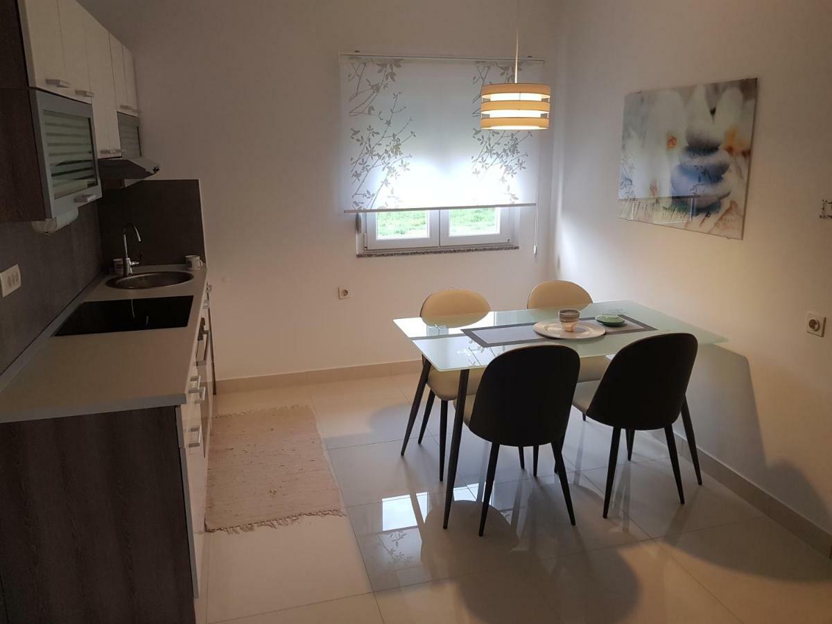 Holiday Home Begonja Привлака Екстериор снимка